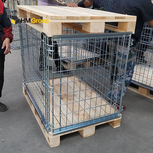 Wire mesh frame for EUR-pallet